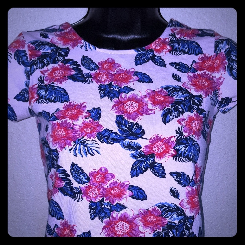 girl's dress shirt